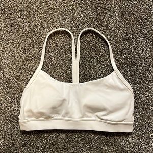 Lululemon Yoga Flow Nulu Y Bra